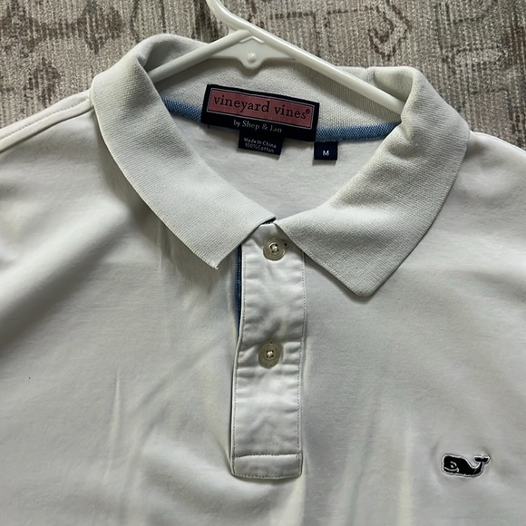 Men’s Vineyard Vines polos - Picture 9 of 15